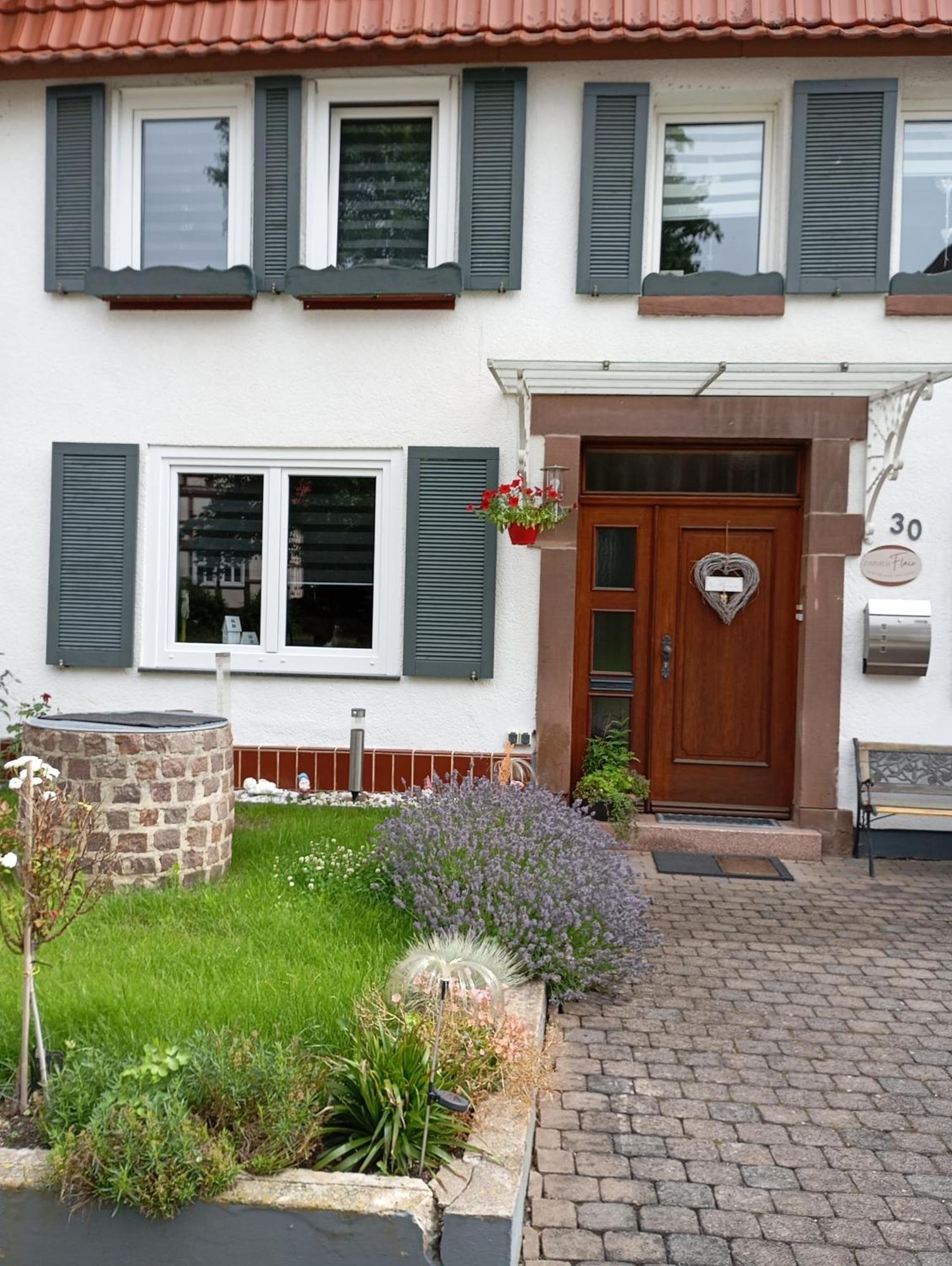 Apartment Zimmerflair Waldecker Land