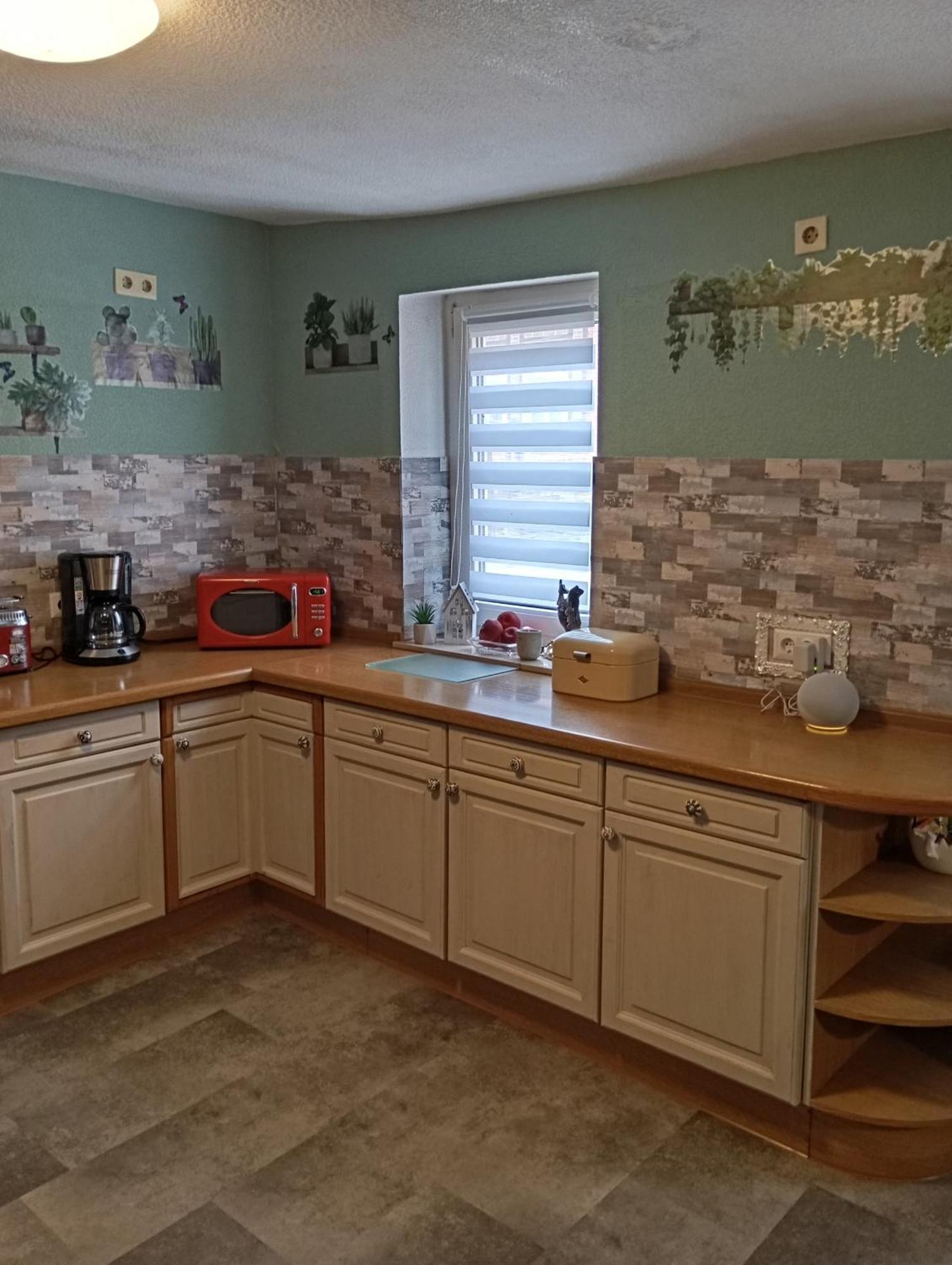 Zimmerflair Waldecker Land Apartment